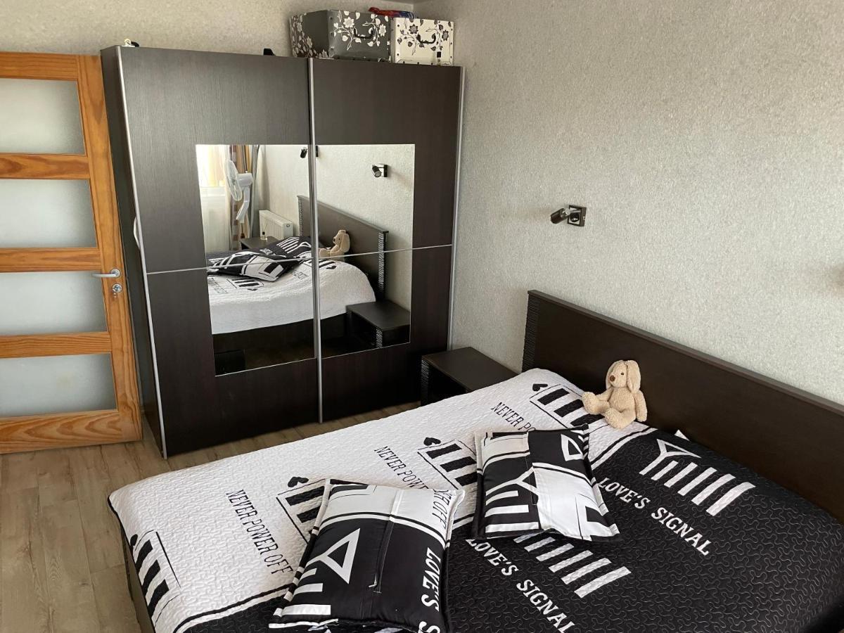 Appartamento Happy Guest Apartament Jūrkalne Esterno foto