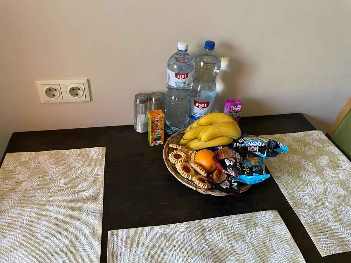 Appartamento Happy Guest Apartament Jūrkalne Esterno foto